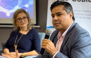 Jhon Mario Liévano Fernández, secretario