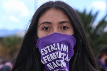 Tres parlamentarias de los partidos