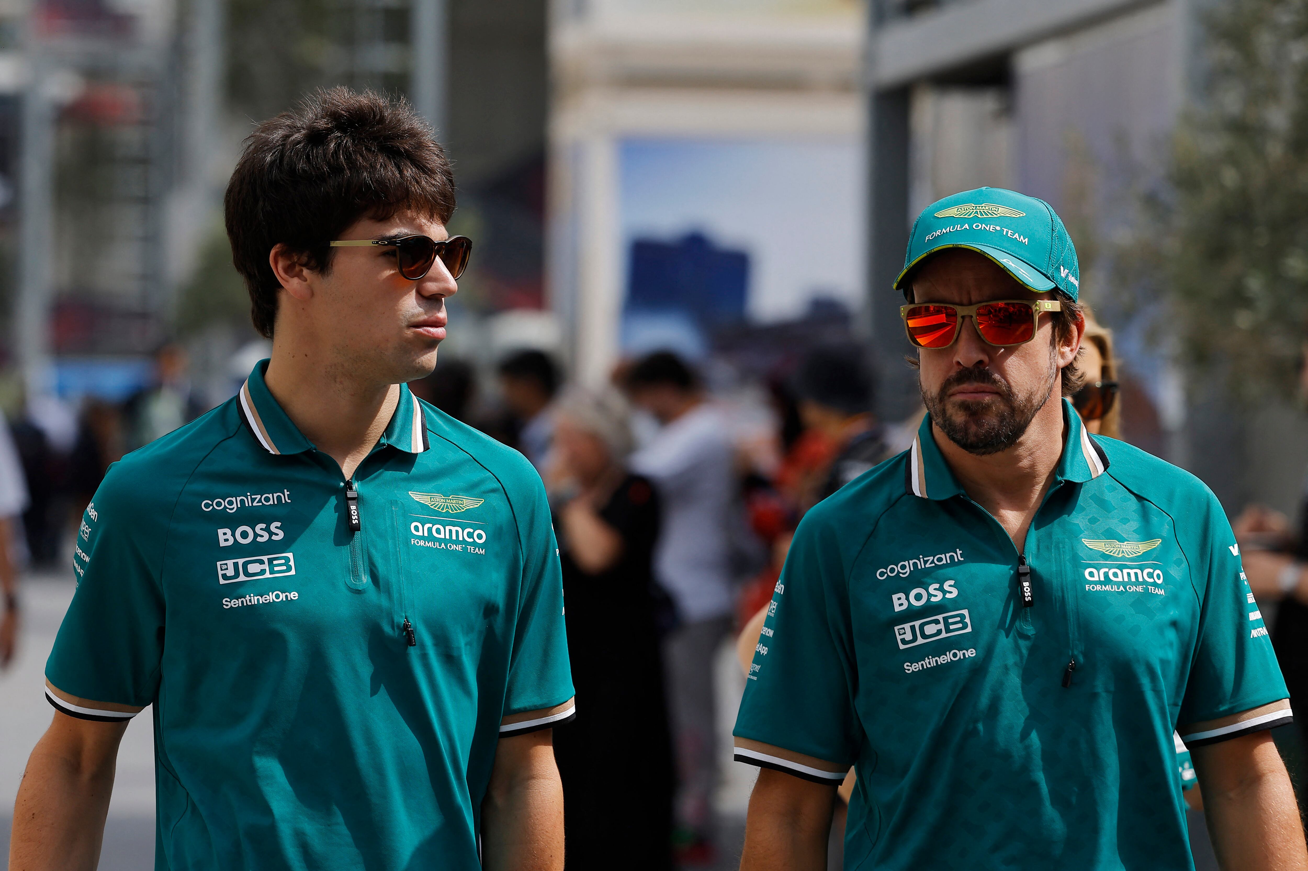 Alonso espera volver a pelea por el título en 2026 con Aston Martin, mientras que Stroll sigue en la escudería que lidera su padre como propietario (REUTERS/Maxim Shemetov)