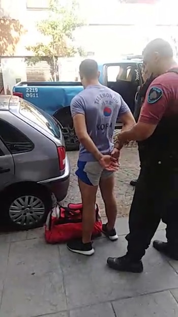 El acosador fue detenido "in