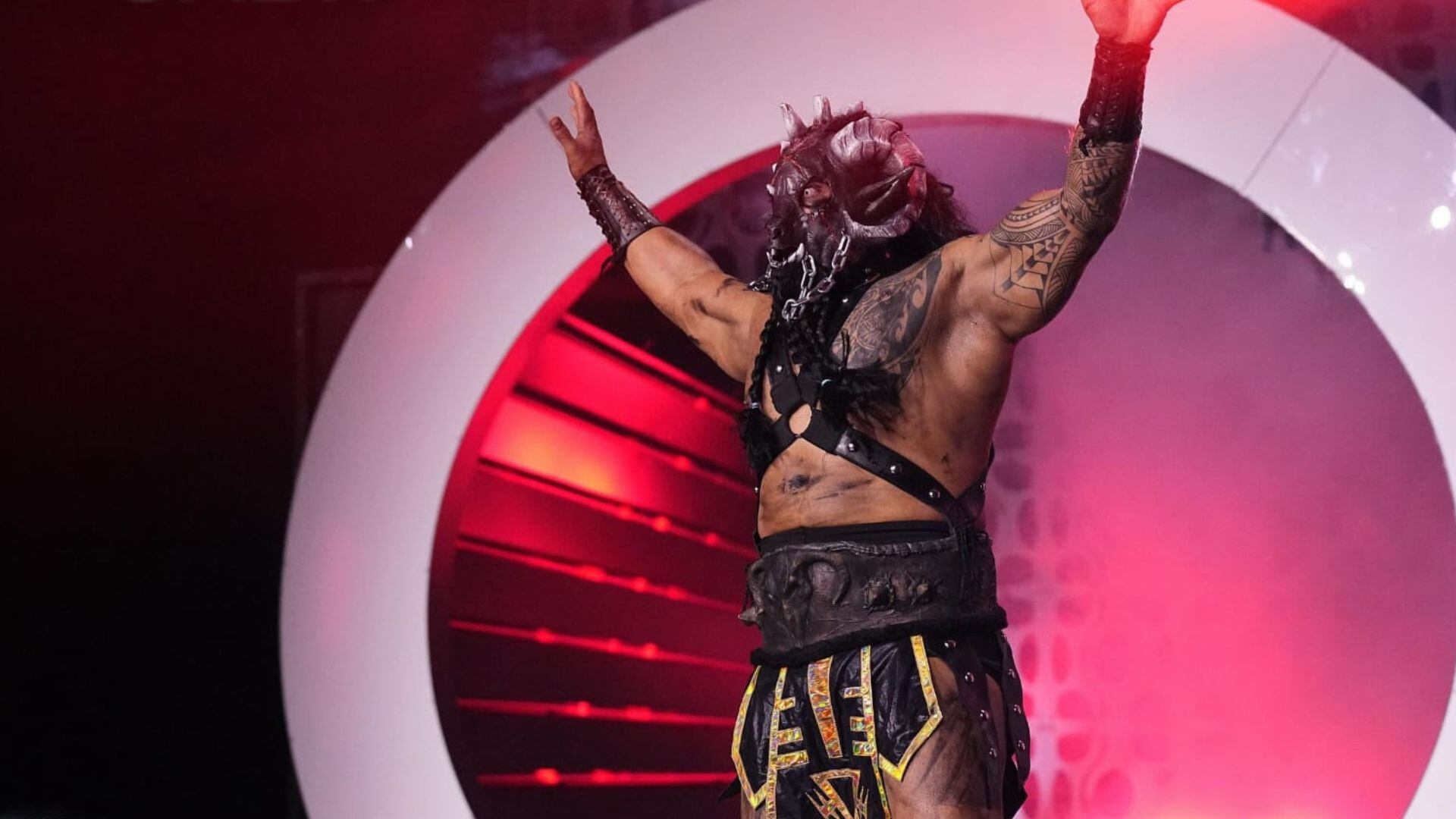 Desde AEW hasta la Catedral de la Lucha Libre, Mortos forma una alianza poderosa para enfrentar a los técnicos más espectaculares del CMLL.