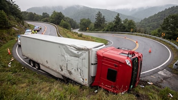 Dan 18 años de cárcel a implicado en el accidente carretero que dejó 56 migrantes muertos en 2021