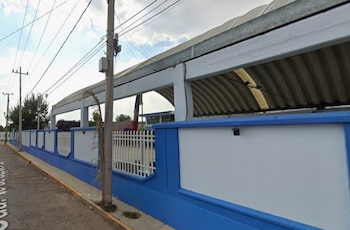 La menor de 8 años murió luego de sebtirse mal y que que qusiera ir al baño pero su profesor no la dejó ir Foto: Maps