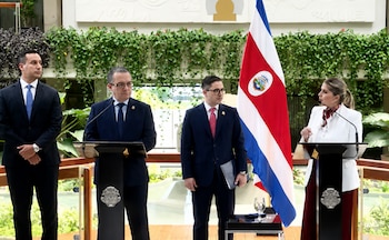La presidenta Laura Fernández aseguró que el Gobierno mantendrá una política de cero tolerancia contra la corrupción dentro de los cuerpos policiales. Crédito: Captura video Presidencia de La República