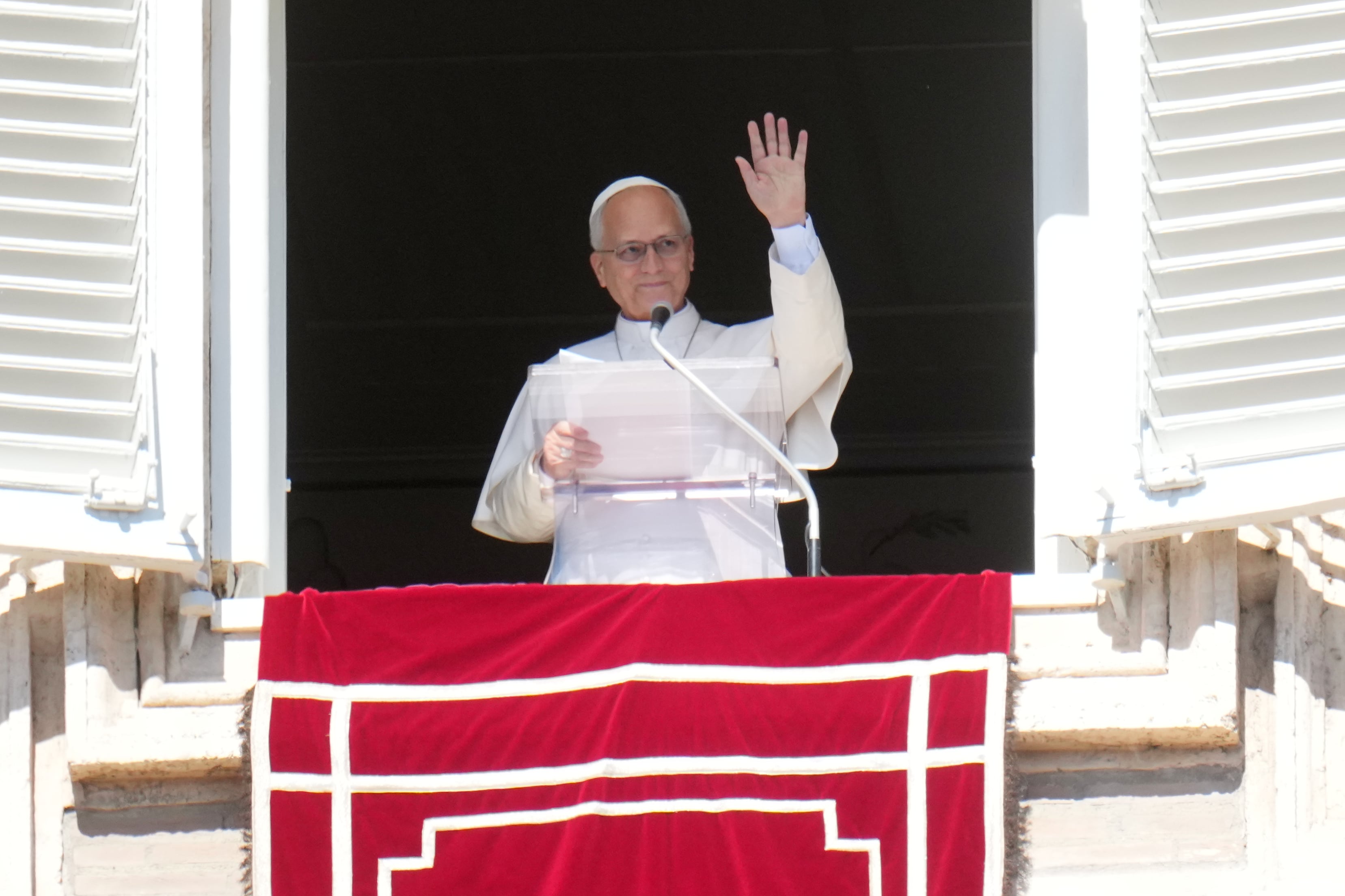 El papa León XIV fue operado para la extirpación de un nódulo y el lóbulo inferior de su pulmón derecho por un adenocarcinoma temprano (AP)