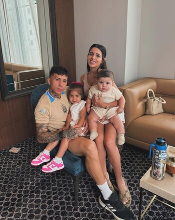 Valentina no descarta dividir su