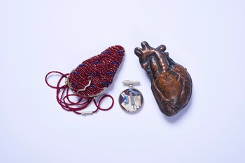 Una pieza de Helen Britton