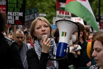 Dowbor enfrenta campañas de difamación en redes sociales por parte de grupos de extrema derecha, que rechazan su origen argentino (Instagram)