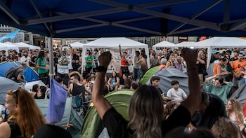 Acampada en Sol y última hora sobre vivienda, en directo | Sumar “presionará” al PSOE para que el decreto Maricarmen “se apruebe íntegro”