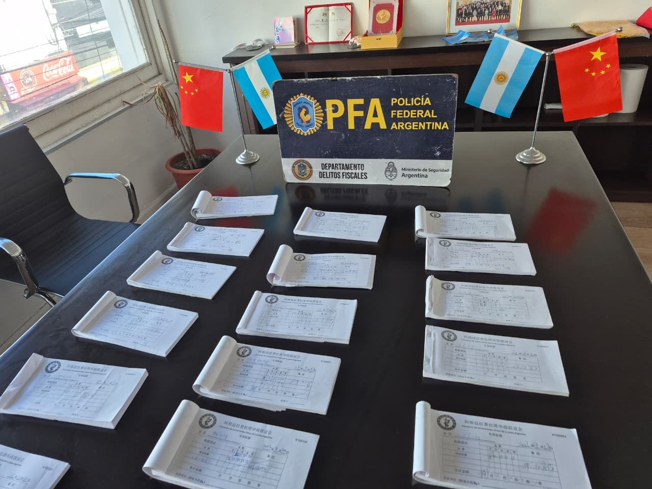 Documentos incautados en una sala de reuniones de la Cámara