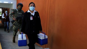 CDMX comenzó vacunación COVID-19 con