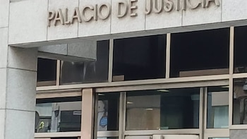 Un padre debe pagar la