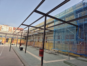 Los ruidos son constantes, según denuncia la comunidad educativa. (Imagen cedida)