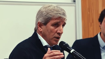 Caputo reconoció un impacto desigual del modelo económico: “Hay sectores a los que les va a costar más”