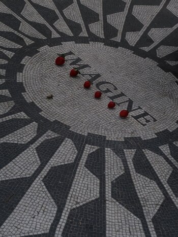 El famoso mosaico de "Imagine"