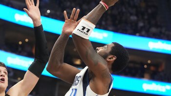 Triunfo épico de los Mavs
