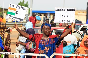 Miles de personas salieron a