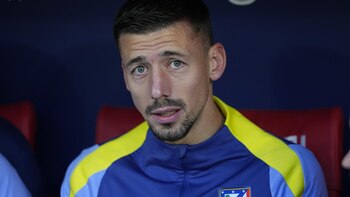 El central francés Clément Lenglet