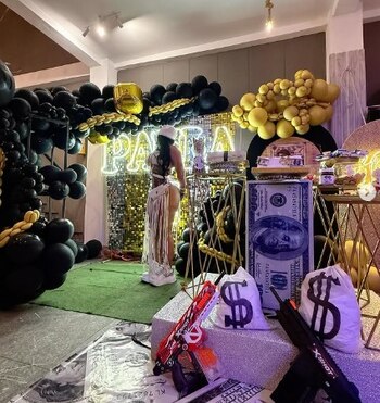 Paula Mackenzie es conocida por