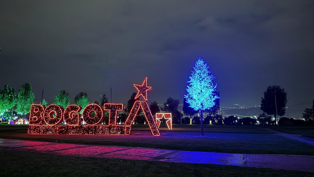 Bogotá espera recibir 1.355.000 turistas en diciembre de 2025, un récord impulsado por su oferta cultural y eventos festivos- crédito Ruta de la Navidad Bogotá
