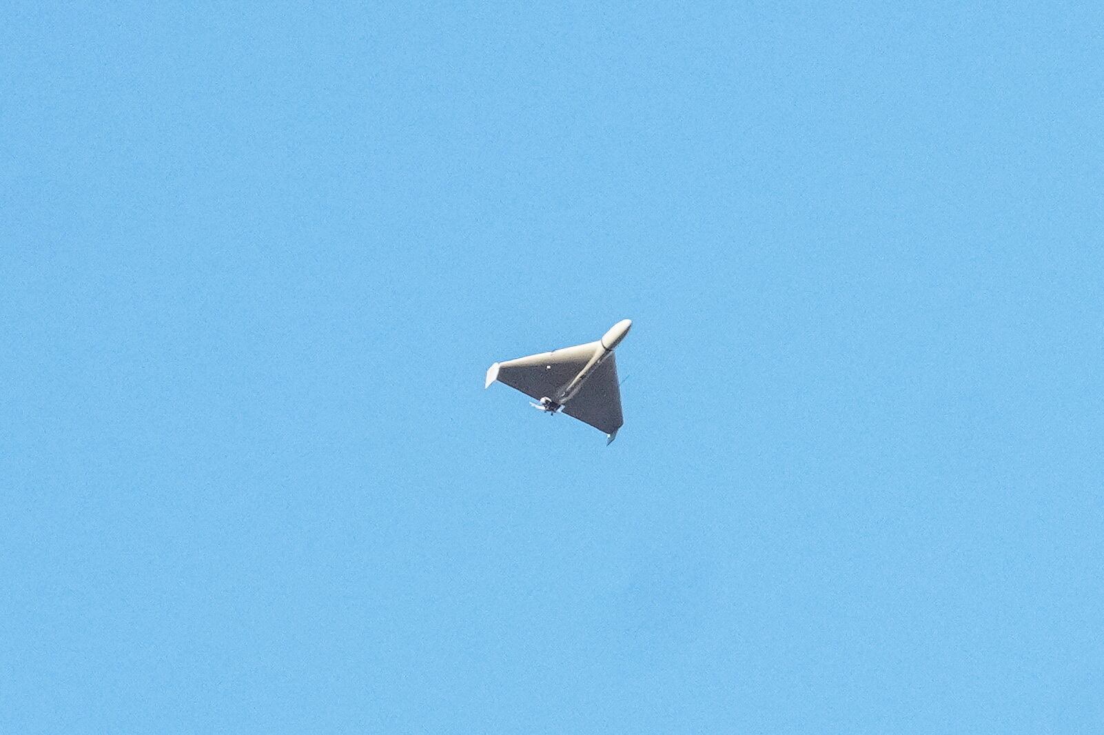 ARCHIVO: Se observa un dron ruso durante un ataque con drones rusos, que las autoridades locales consideran vehículos aéreos no tripulados (UAV) Shahed-136 de fabricación iraní, en medio del ataque de Rusia a Ucrania, en Kiev, Ucrania, el 17 de octubre de 2022 (Reuters)