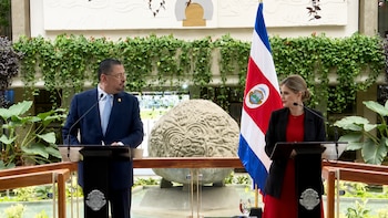 Costa Rica presenta paquete de 24 medidas para fortalecer el cobro de impuestos, combatir la evasión y el contrabando sin crear nuevos tributos