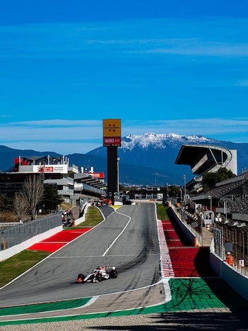 El Haas girando durante las