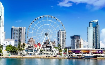 Durante 23 días, Bayfront Park recibirá a residentes y visitantes que podrán disfrutar de los partidos en pantallas digitales de gran formato y de actuaciones en un escenario principal con capacidad para 10 mil personas (Tripadvisor)