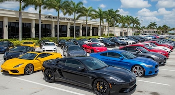 Vehículos de lujo incautados en