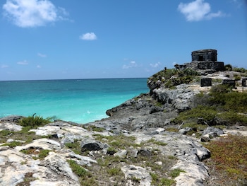Antes de 1970, varias zonas de Cancún y Quintana Roo eran pantanosas, sin caminos y habitada solo por pescadores. (Visit México)