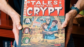 Stephen King con su colección