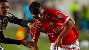 Matías Succar, una tromba contra Botafogo. - Crédito: Cienciano