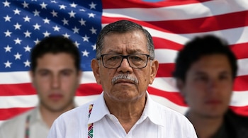Gerardo Mérida Sánchez se habría entregado en EEUU, donde se le acusa de haber protegido a Los Chapitos cuando fue secretario de Seguridad de Sinaloa.