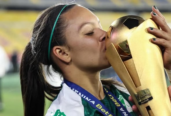 Ella es Luisa Agudelo, la arquera de Deportivo Cali femenino y también pertenece a la Selección Colombia femenina - crédito @luisa_more_27/Instagram