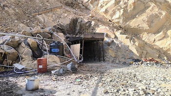 Bolivia imputó a 11 ciudadanos chinos y 7 bolivianos por presunto lavado de dinero vinculado a una explotación ilegal de minerales en el municipio Sorata de La Paz.