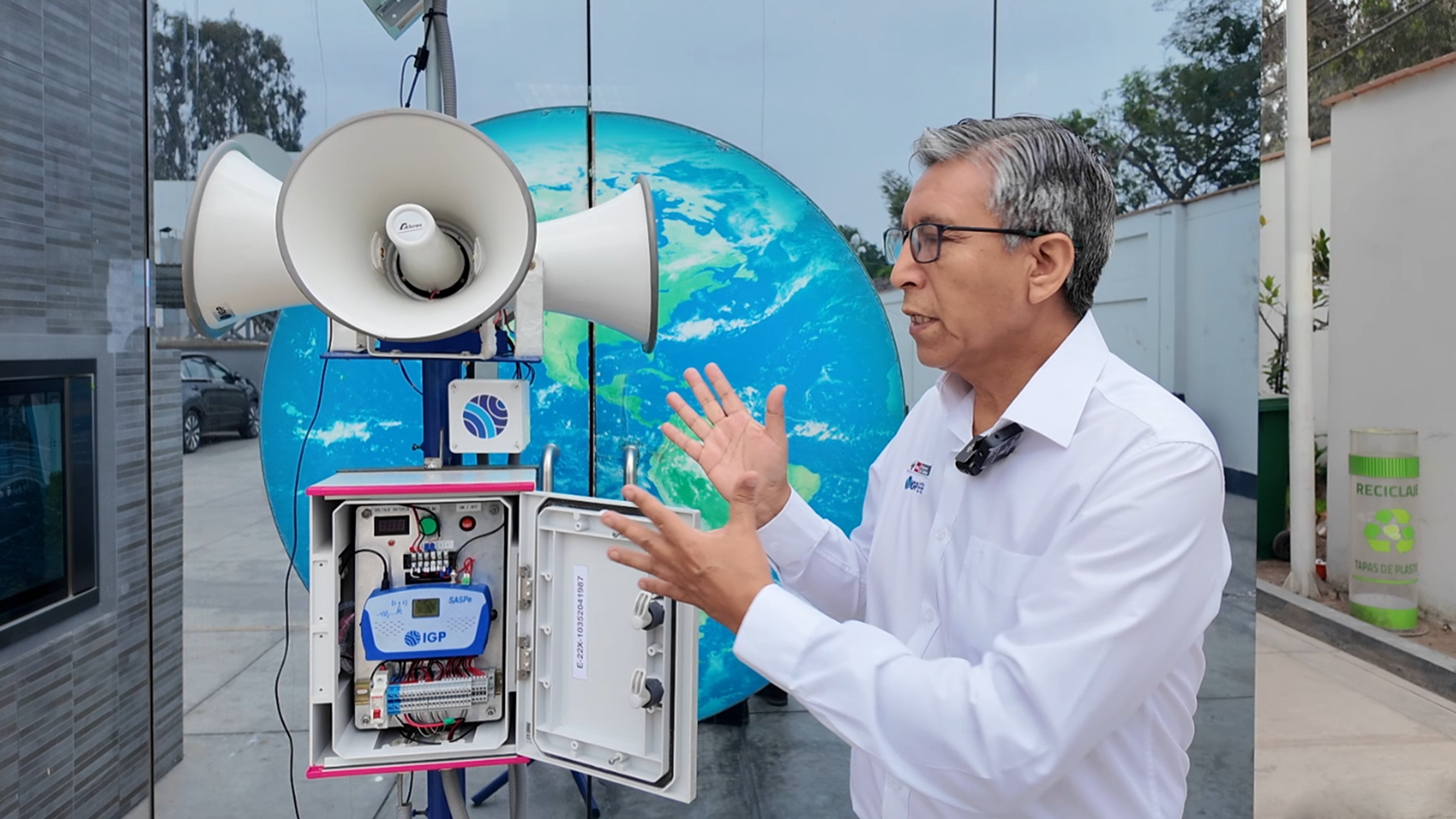 El IGP recibió constancia del registro de patentes por parte de Indecopi del decodificador RDS (Radio Data System) - IGP