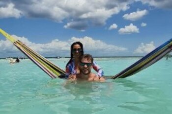 La pareja hizo un viaje