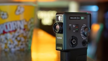 Fujifilm presenta Instax mini Evo