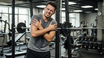 Las lesiones más comunes de hombro que aparecen por no calentar correctamente en el gimnasio