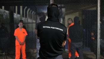 El sistema penitenciario mantiene abierta la convocatoria para guardias penitenciarios en Guatemala hasta el 17 de abril