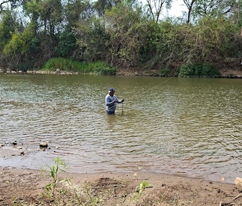 La disminución de caudales en los ríos coincide con la ausencia de lluvias y condiciones secas en gran parte del país./(Insivumeh)