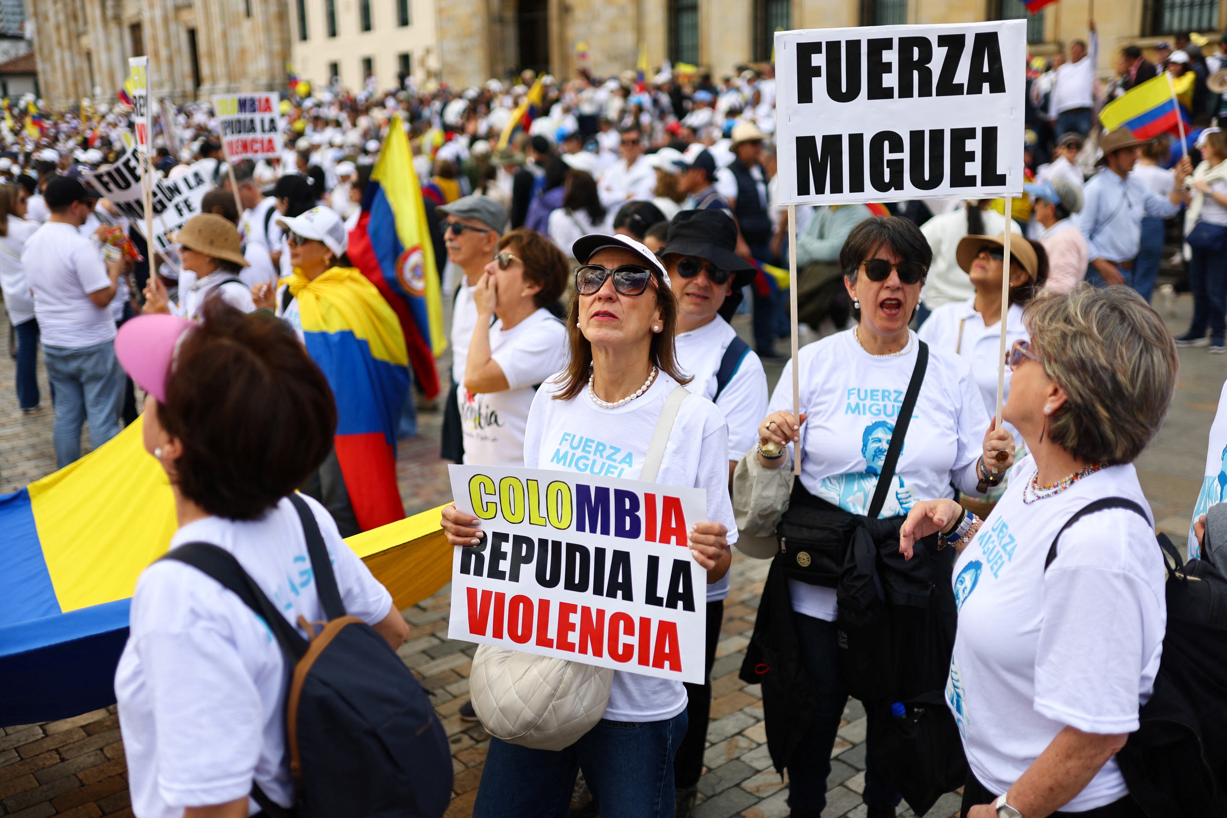People take part in a march after the attack on Colombian Senator Miguel Uribe Turbay of the opposition Democratic Center party, in Bogota, Colombia, June 15, 2025. REUTERS/Luisa Gonzalez