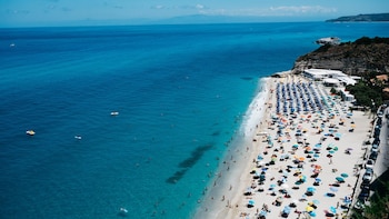 Un terremoto de magnitud 6,2 en la costa de Calabria sacude el sur de Italia