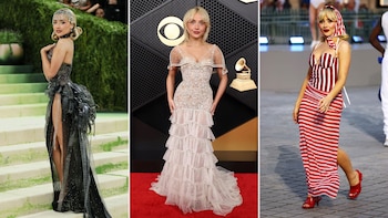 Sabrina Carpenter y su metamorfosis en la moda: brillos, transparencias y audacia en cada look