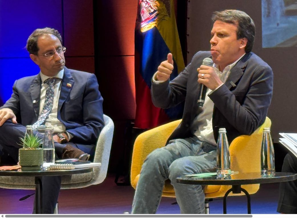 Leonardo Huerta expresó su admiración por la fórmula vicepresidencial de Abelardo de la Espriella, el exministro José Manuel Restrepo - crédito @LeonardoHuertaG/X