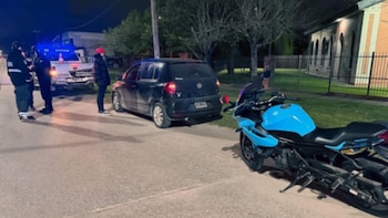 Dos jóvenes corrían picadas ilegales y le secuestraron el auto en Mar del Plata