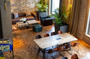 El edificio residencial se adapta