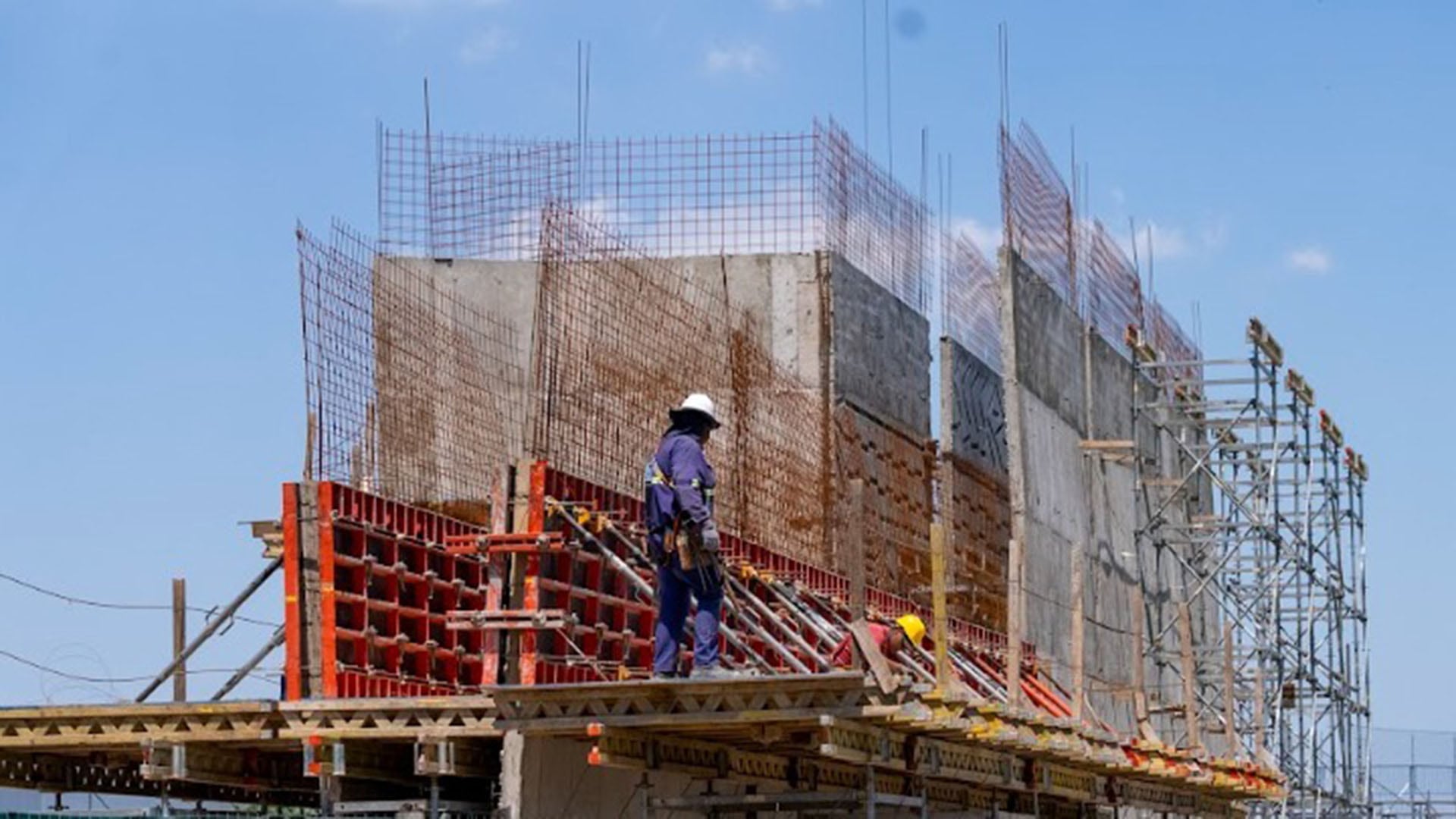 En medio de la demolición, la comunidad Escaladores de la Pale expresó en redes sociales su rechazo a la intervención, responsabilizando a Autopistas Urbanas (AUSA) por avanzar sin los permisos de obra ni una sentencia firme