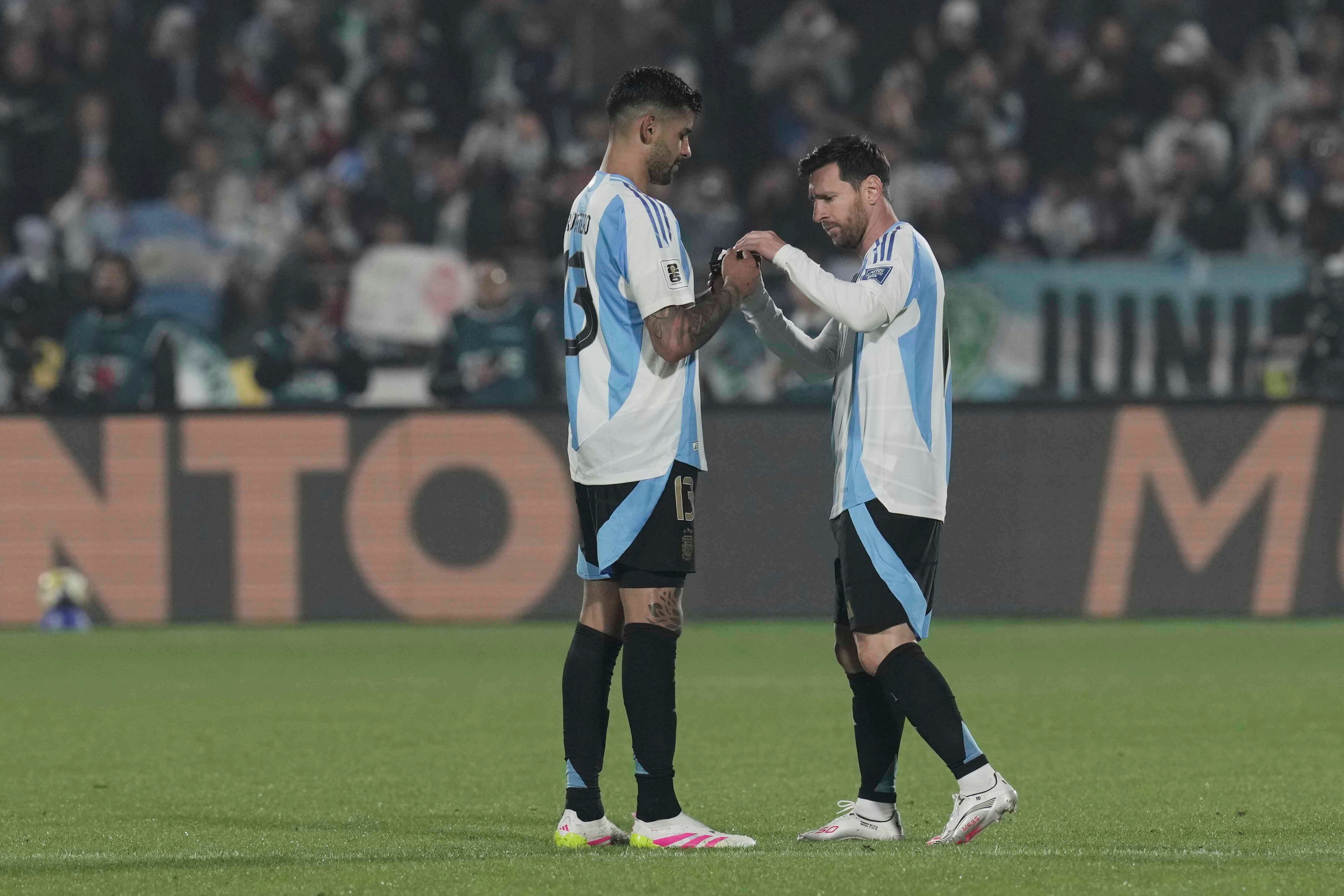 En Argentina hay expectativa por Lionel Messi de cara a los dos duelos por Eliminatorias Sudamericanas (AP Foto/Luis Hidalgo)