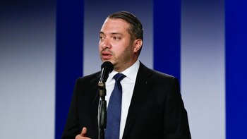 Renunció el director de la